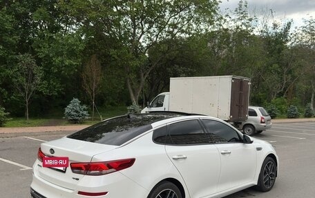KIA Optima IV, 2019 год, 2 300 000 рублей, 3 фотография