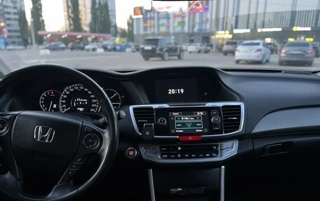 Honda Accord IX рестайлинг, 2013 год, 1 700 000 рублей, 12 фотография