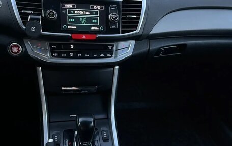 Honda Accord IX рестайлинг, 2013 год, 1 700 000 рублей, 13 фотография