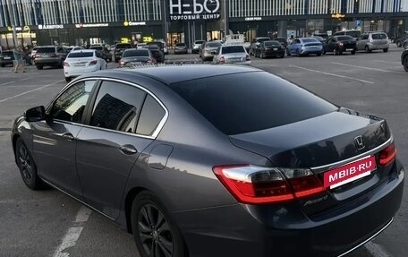 Honda Accord IX рестайлинг, 2013 год, 1 700 000 рублей, 9 фотография