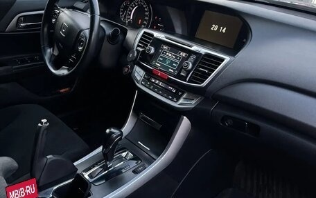 Honda Accord IX рестайлинг, 2013 год, 1 700 000 рублей, 11 фотография