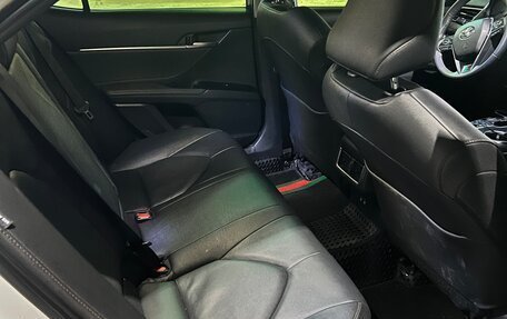 Toyota Camry, 2021 год, 3 499 000 рублей, 12 фотография