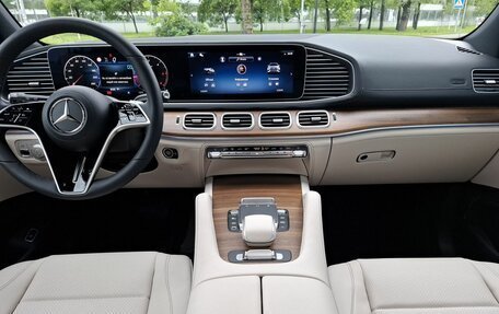 Mercedes-Benz GLE, 2025 год, 15 980 000 рублей, 28 фотография