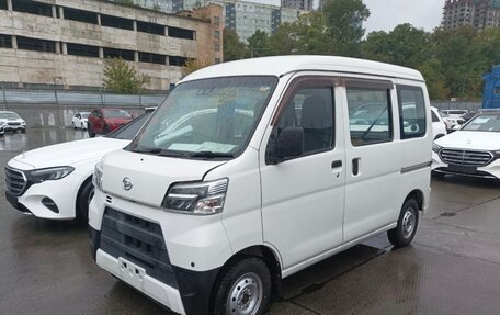 Daihatsu Hijet X, 2021 год, 825 000 рублей, 1 фотография