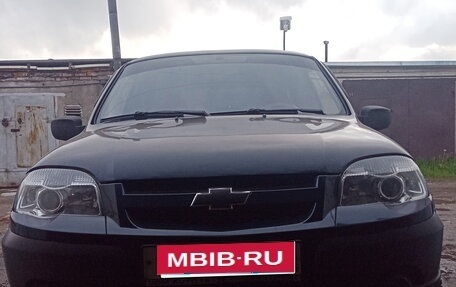 Chevrolet Niva I рестайлинг, 2011 год, 350 000 рублей, 1 фотография