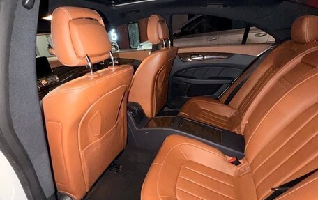 Mercedes-Benz CLS, 2015 год, 2 600 000 рублей, 5 фотография