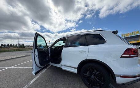 Volkswagen Touareg III, 2017 год, 2 685 000 рублей, 8 фотография