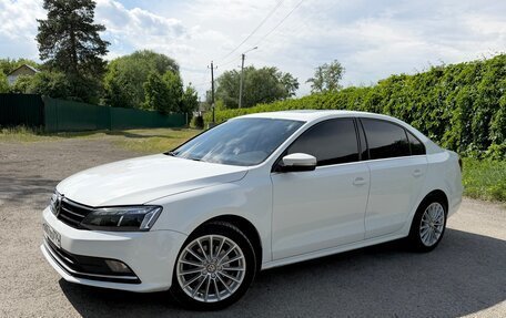 Volkswagen Jetta VI, 2017 год, 1 600 000 рублей, 6 фотография