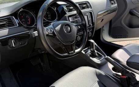 Volkswagen Jetta VI, 2017 год, 1 600 000 рублей, 10 фотография