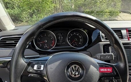 Volkswagen Jetta VI, 2017 год, 1 600 000 рублей, 11 фотография