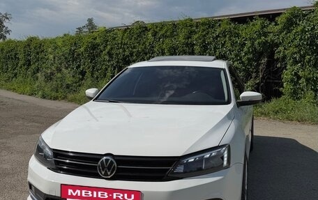 Volkswagen Jetta VI, 2017 год, 1 600 000 рублей, 8 фотография