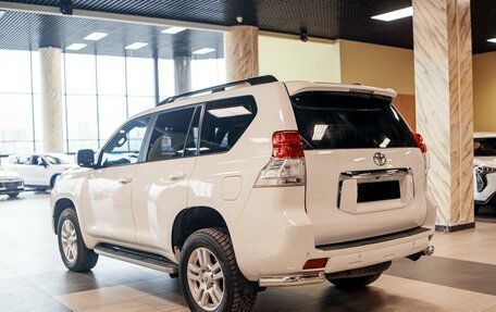 Toyota Land Cruiser Prado 150 рестайлинг 2, 2010 год, 2 881 500 рублей, 6 фотография