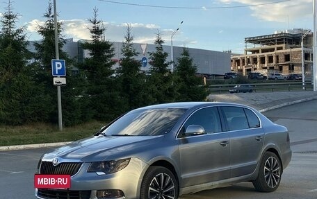 Skoda Superb III рестайлинг, 2011 год, 875 000 рублей, 3 фотография