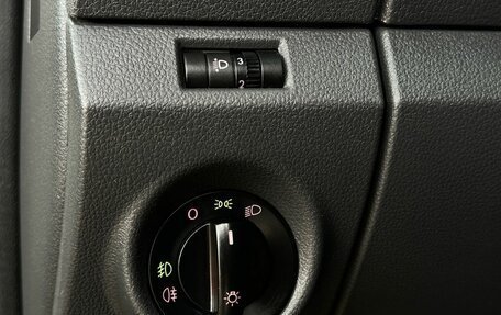 Volkswagen Amarok I рестайлинг, 2013 год, 1 999 000 рублей, 25 фотография