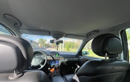 Mercedes-Benz E-Класс, 2005 год, 820 000 рублей, 9 фотография