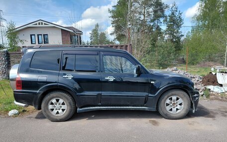 Mitsubishi Pajero III рестайлинг, 2004 год, 750 000 рублей, 4 фотография