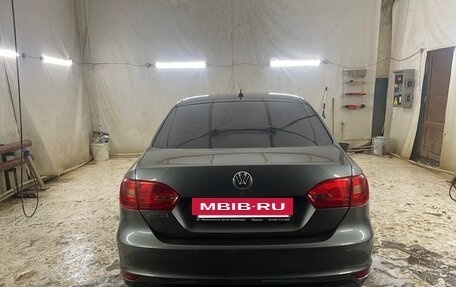 Volkswagen Jetta VI, 2012 год, 900 000 рублей, 7 фотография