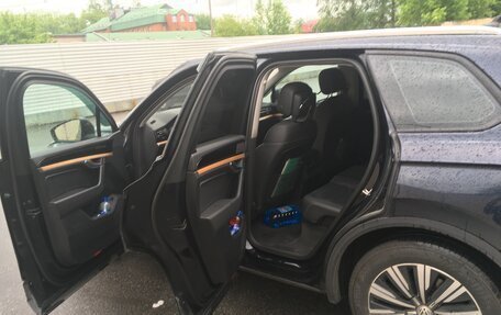 Volkswagen Touareg III, 2018 год, 4 200 000 рублей, 12 фотография