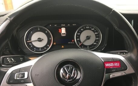 Volkswagen Touareg III, 2018 год, 4 200 000 рублей, 9 фотография