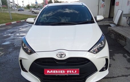 Toyota Yaris, 2021 год, 1 115 000 рублей, 1 фотография