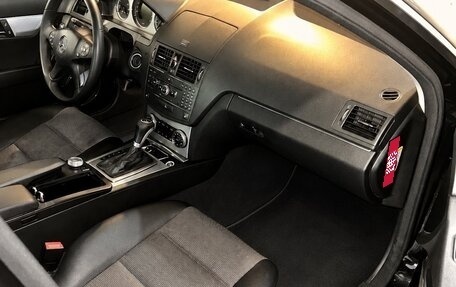 Mercedes-Benz C-Класс, 2008 год, 957 000 рублей, 28 фотография