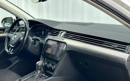 Volkswagen Passat B8 рестайлинг, 2018 год, 1 790 000 рублей, 10 фотография