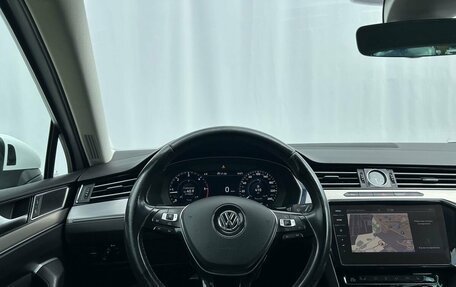 Volkswagen Passat B8 рестайлинг, 2018 год, 1 790 000 рублей, 12 фотография