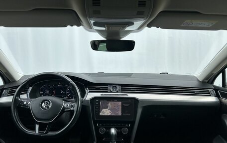 Volkswagen Passat B8 рестайлинг, 2018 год, 1 790 000 рублей, 13 фотография