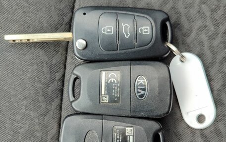 KIA Rio III рестайлинг, 2013 год, 899 000 рублей, 18 фотография