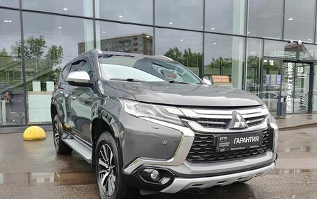 Mitsubishi Pajero Sport III рестайлинг, 2020 год, 3 099 000 рублей, 3 фотография