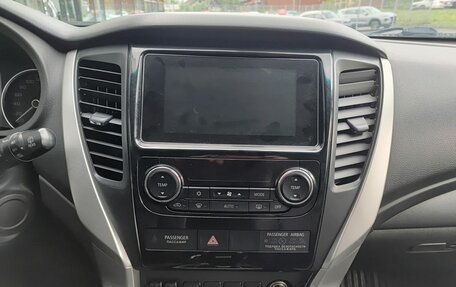 Mitsubishi Pajero Sport III рестайлинг, 2020 год, 3 099 000 рублей, 15 фотография