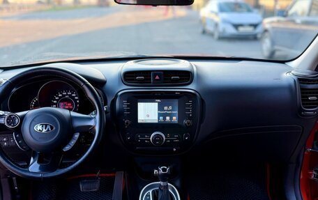 KIA Soul II рестайлинг, 2018 год, 1 350 000 рублей, 19 фотография