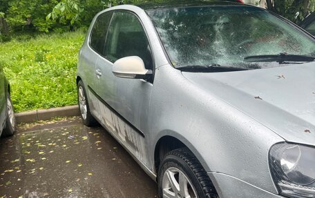 Volkswagen Golf V, 2004 год, 350 000 рублей, 2 фотография