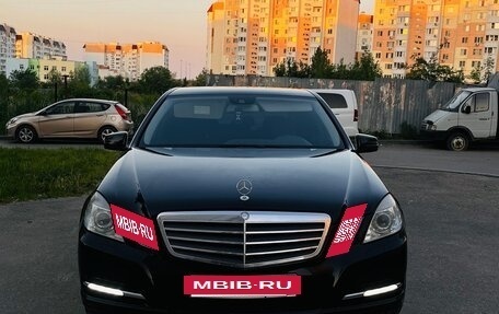 Mercedes-Benz E-Класс, 2011 год, 1 350 000 рублей, 20 фотография