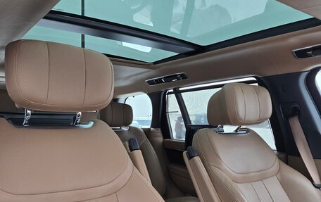 Land Rover Range Rover IV рестайлинг, 2023 год, 18 000 000 рублей, 12 фотография