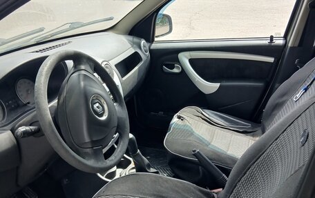 Renault Sandero I, 2010 год, 450 000 рублей, 4 фотография