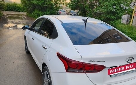 Hyundai Solaris II рестайлинг, 2021 год, 1 950 000 рублей, 2 фотография