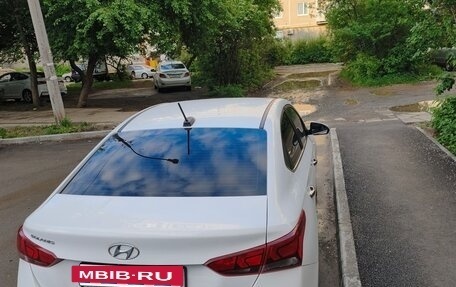 Hyundai Solaris II рестайлинг, 2021 год, 1 950 000 рублей, 3 фотография