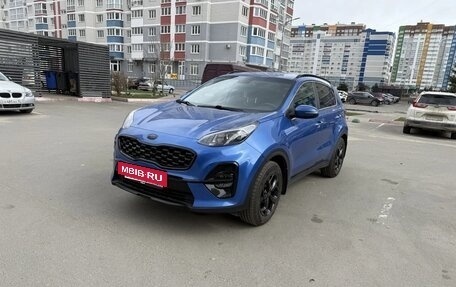 KIA Sportage IV рестайлинг, 2021 год, 2 630 000 рублей, 2 фотография