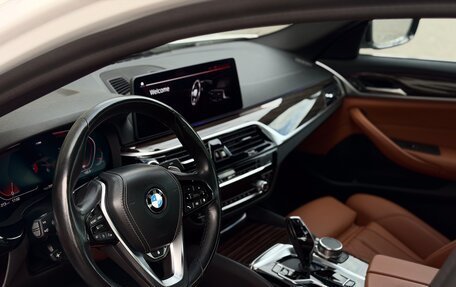 BMW 5 серия, 2021 год, 4 550 000 рублей, 11 фотография