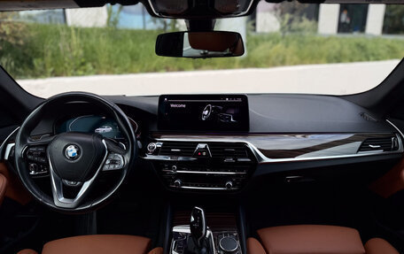 BMW 5 серия, 2021 год, 4 550 000 рублей, 12 фотография