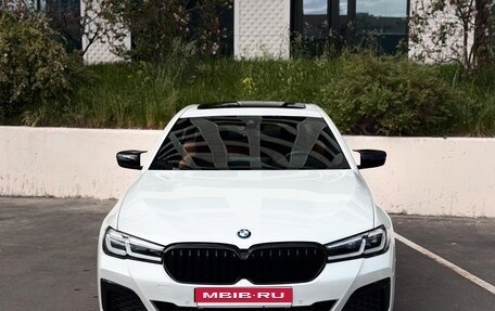 BMW 5 серия, 2021 год, 4 550 000 рублей, 3 фотография
