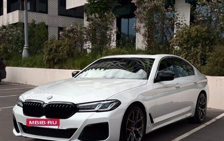 BMW 5 серия, 2021 год, 4 550 000 рублей, 2 фотография