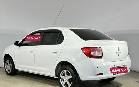 Renault Logan II, 2018 год, 799 000 рублей, 13 фотография