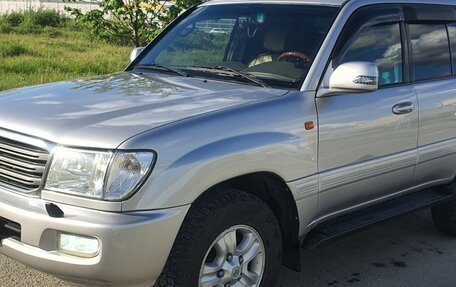 Toyota Land Cruiser 100 рестайлинг 2, 2002 год, 2 500 000 рублей, 9 фотография