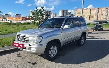 Toyota Land Cruiser 100 рестайлинг 2, 2002 год, 2 500 000 рублей, 4 фотография