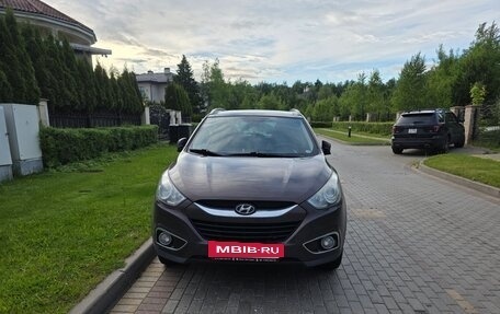 Hyundai ix35 I рестайлинг, 2013 год, 1 250 000 рублей, 2 фотография