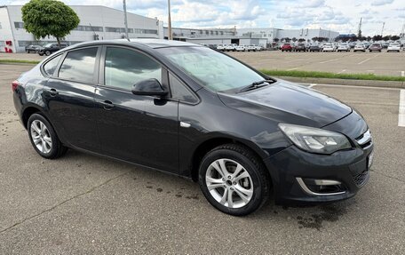 Opel Astra J, 2013 год, 720 000 рублей, 3 фотография