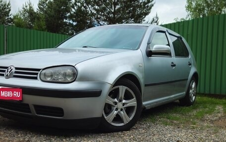 Volkswagen Golf IV, 2000 год, 325 000 рублей, 1 фотография