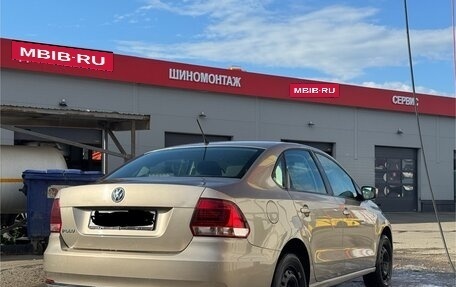 Volkswagen Polo VI (EU Market), 2015 год, 670 000 рублей, 5 фотография